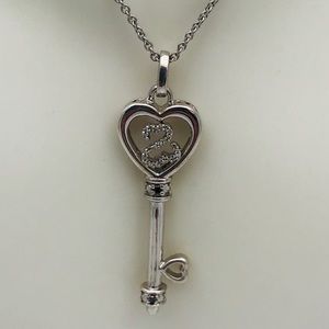 Jane Seymour Sterling Silver Key/Heart Necklace 18